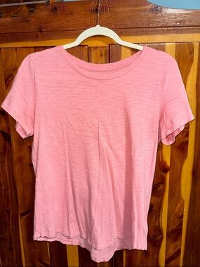 Old Navy Pink Short-Sleeve Crewneck Tee